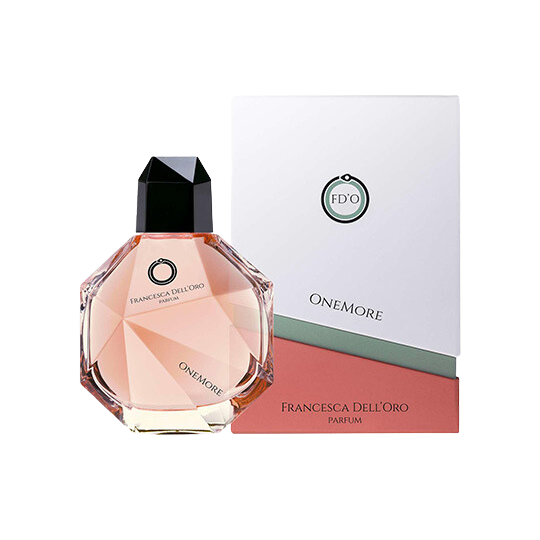 Una más - Francesca Dell'Oro 